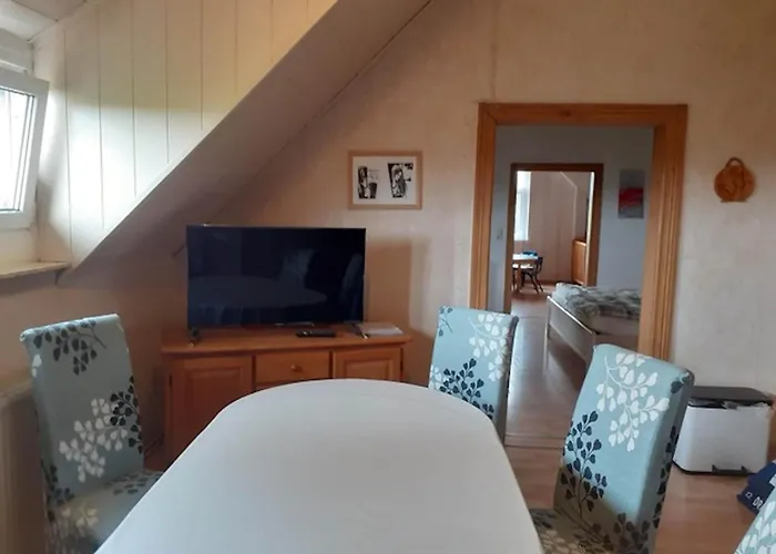 Two Separate Under One Roof بيت للعطل Trendelburg